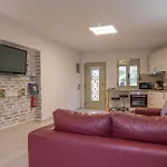 Casa Cabinari Manh بيت للعطل *